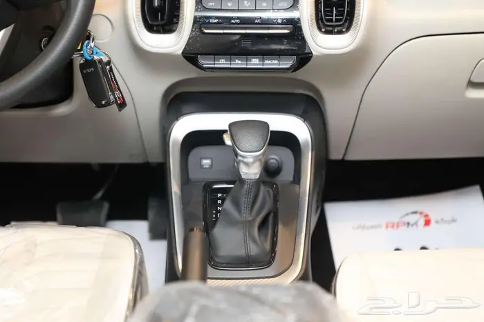 كيا سونيت ستاندر مطور الشكل الجديد 2024 5