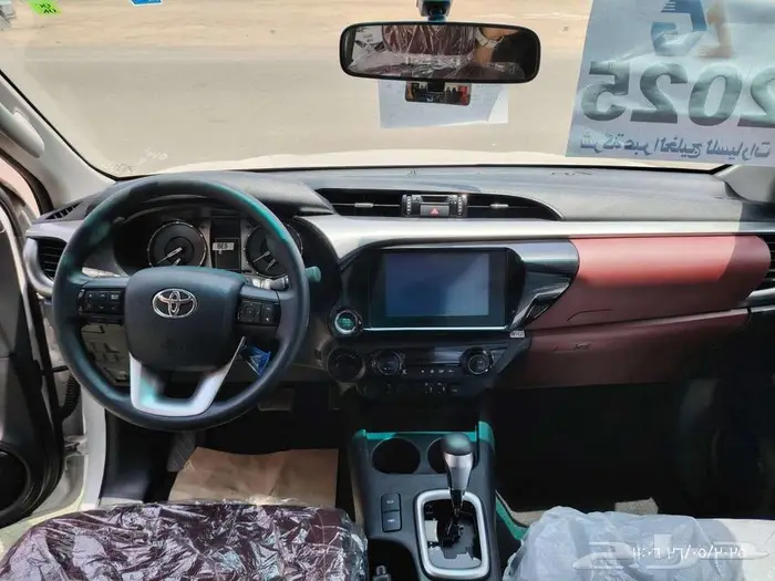 هايلوكس سوبر S-GLX بنزين سعودي 2025 9