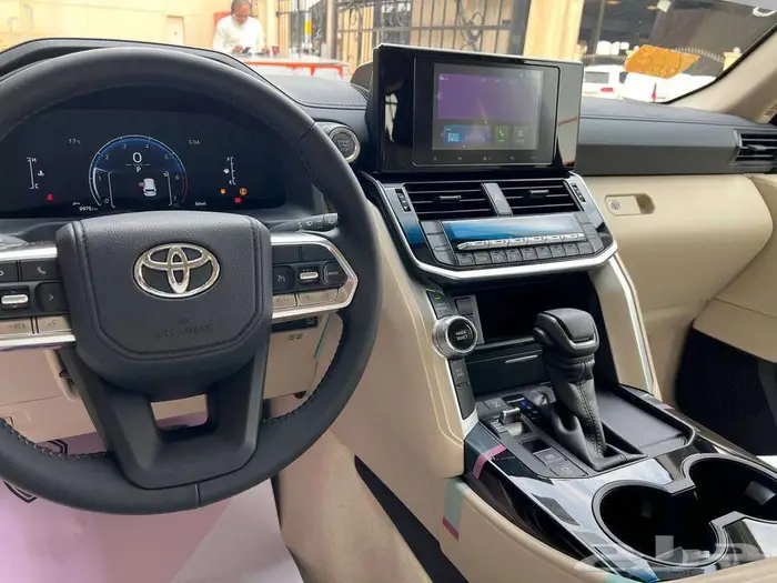 تويوتا لاندكروزر GXR L1 بنزين 2025 متاح اقساط وكاش 5