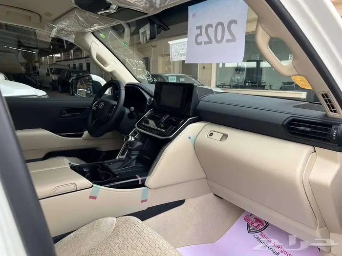 تويوتا لاندكروزر GXR L1 بنزين 2025 متاح اقساط وكاش 8