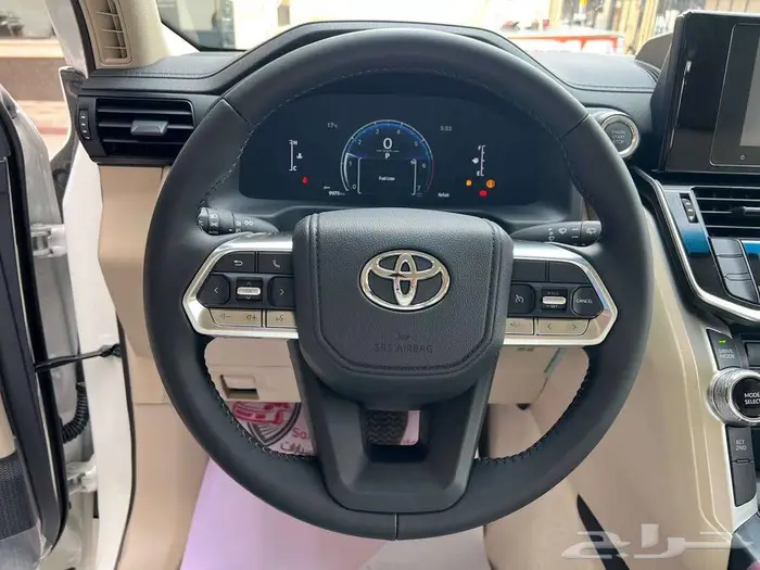 تويوتا لاندكروزر GXR L1 بنزين 2025 متاح اقساط وكاش 6