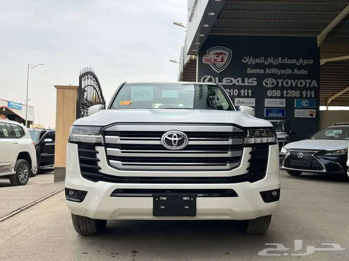 تويوتا لاندكروزر GXR L1 بنزين 2025 متاح اقساط وكاش 2