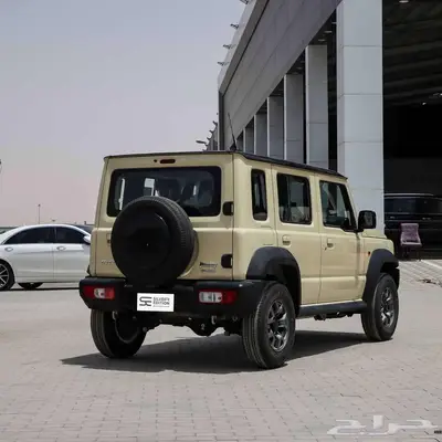 سوزوكي جمني 2025 بابين 5