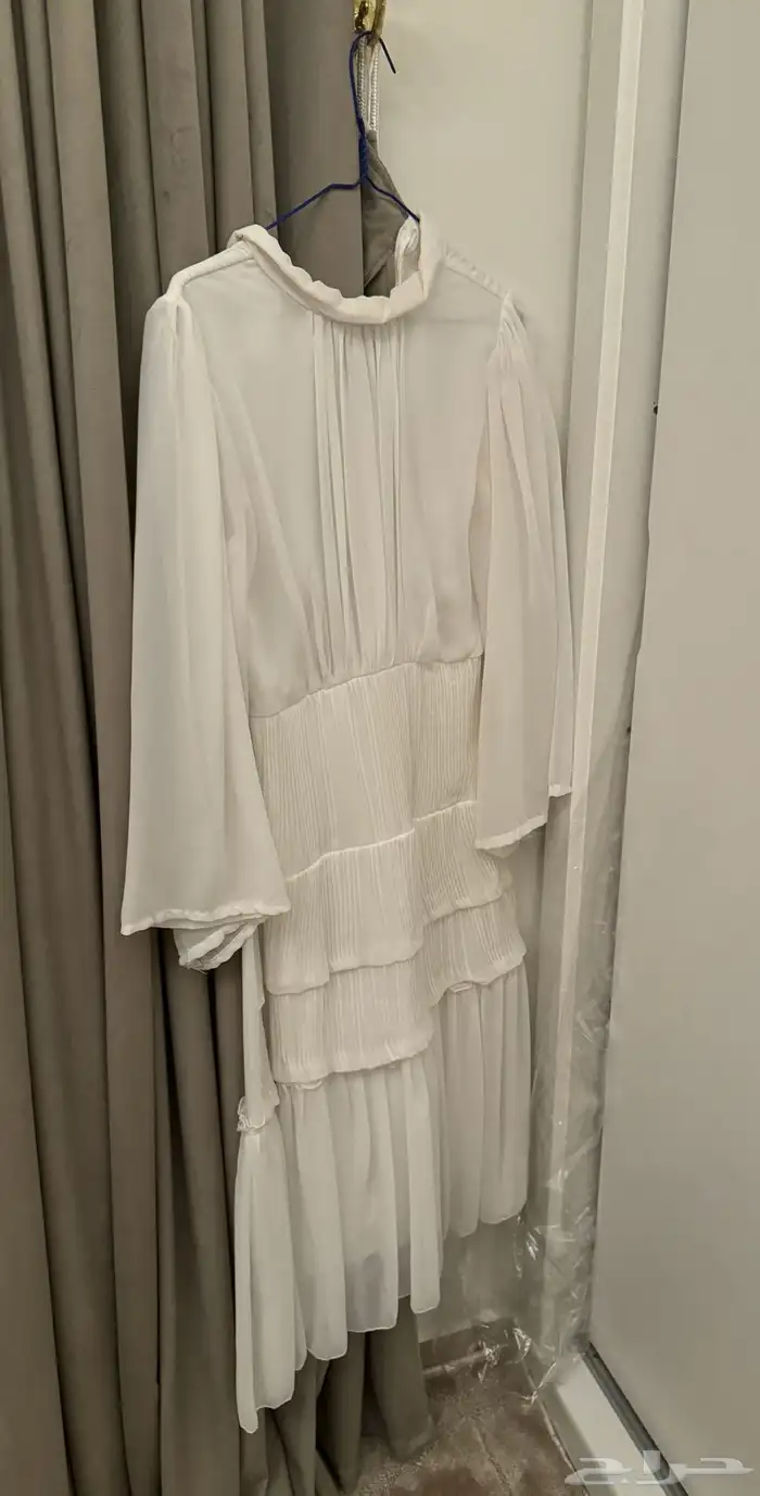 للبيع فساتين 0