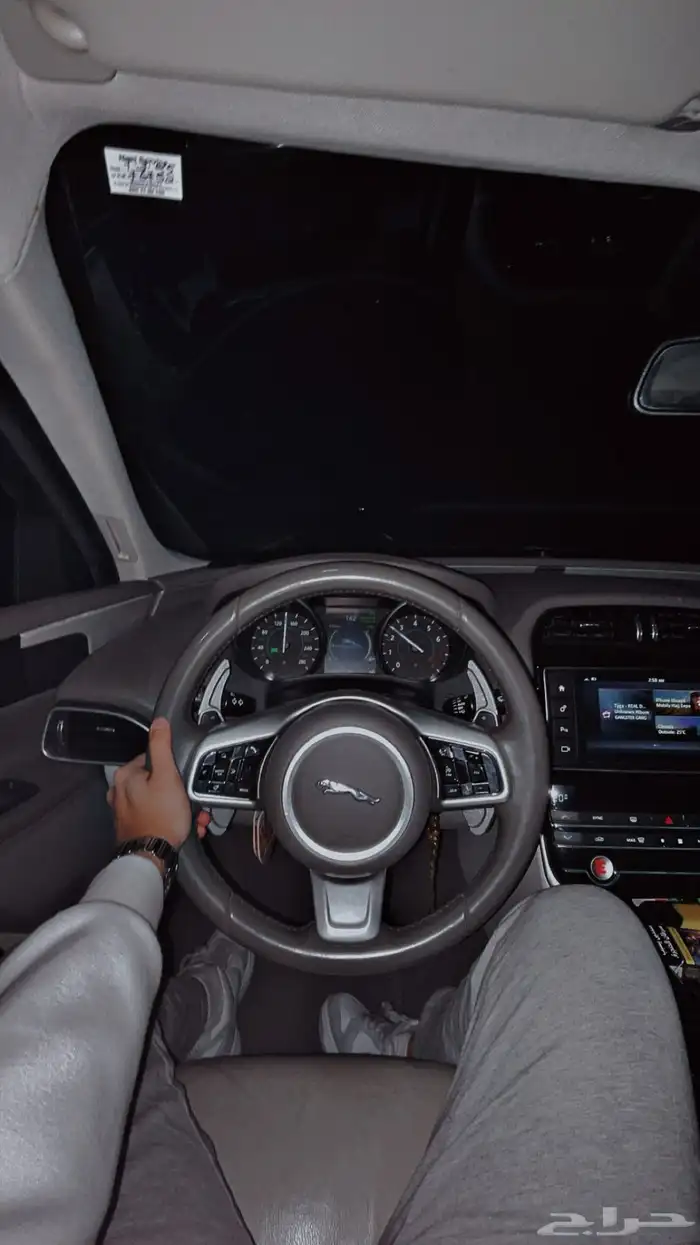جاكوار xe 20t 2017 5