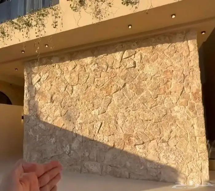 حجر عشوائي وجه الجبل 3