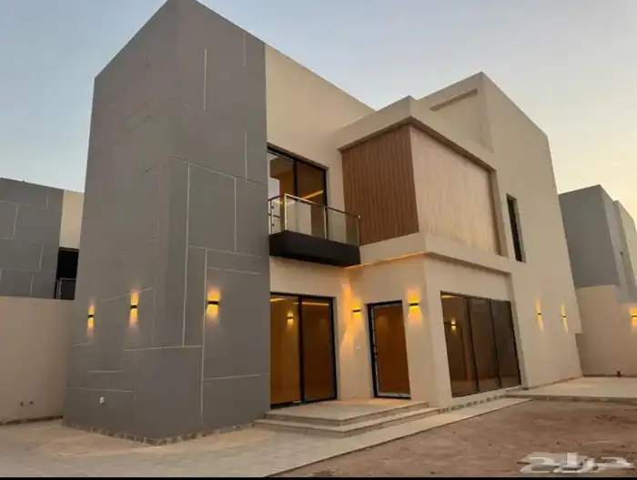 للبيع فيلا حي الجنادرية المشرقية 0