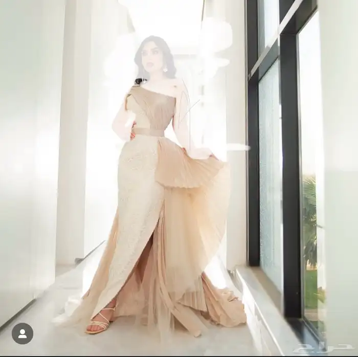 فستان سهره من المصممه منيره السبيعي 0