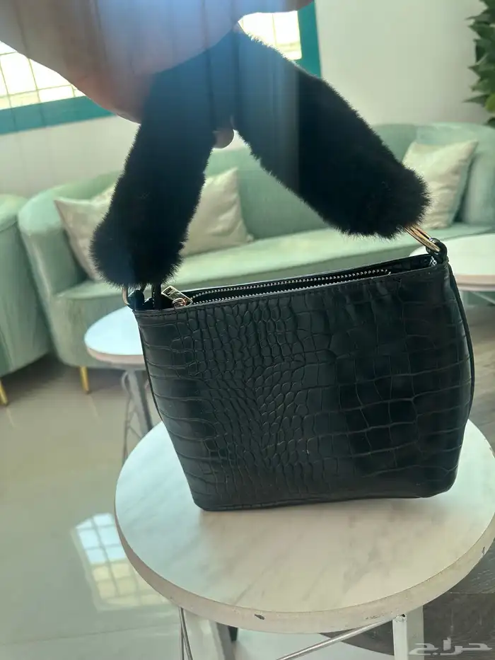 يوجد لدي شناط ماركه درجه ثانيه ممتازه جدا وجديده 1