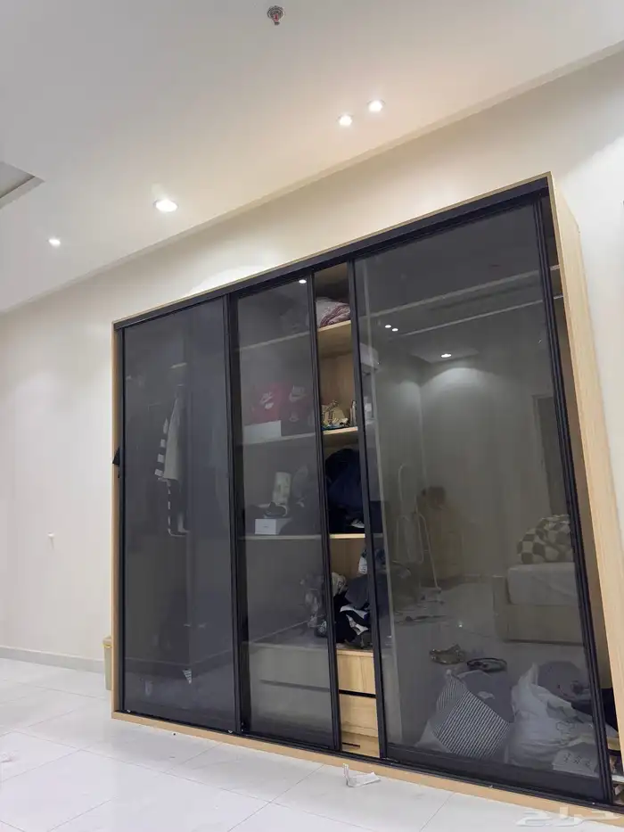 دولاب نفرين ينفع للعرسان و الازواج( 3 امتار ) 0