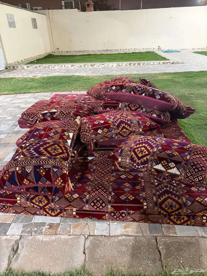 اثاث مجلس او مشب تراثي ممتاز جدا وشبه جديد للبيع على السوم 3