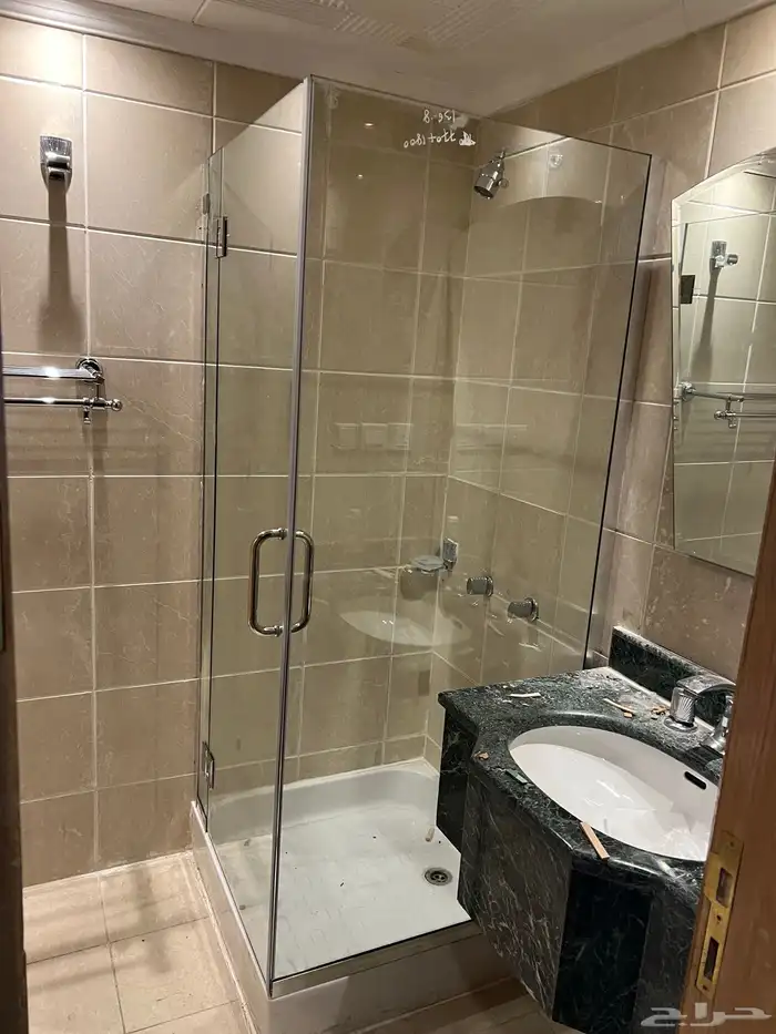 زجاج سكريت شور وجهات محلات 2