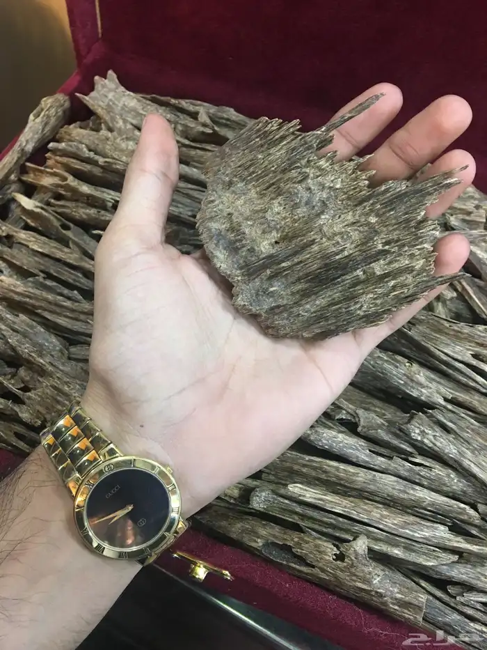 عود طبيعي معمول ملكي من عود طبيعي استخدم شخصي 6
