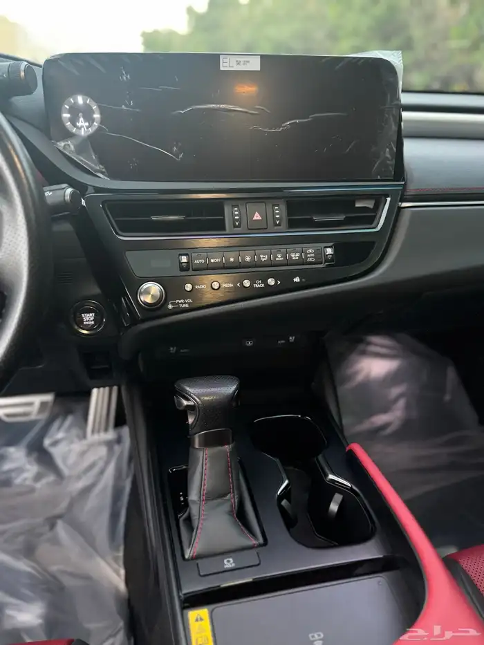 للبيع لكزس ES 350 fport 17