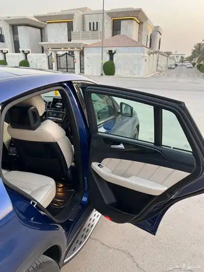 GLE 63s قمة بالنظافة 17