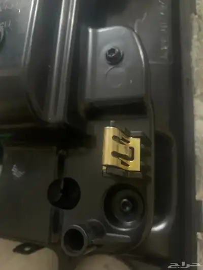 شاشه سلفرادو جمس 2015 4