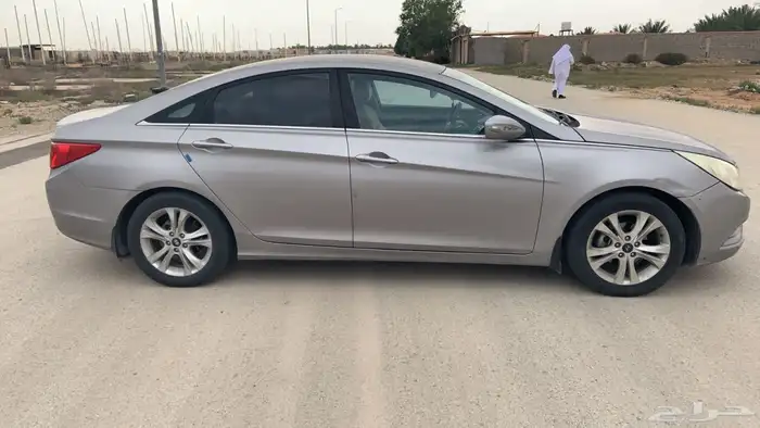 سوناتا 2011 13