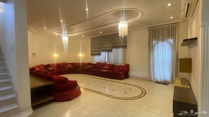 فلا جميلة مع 3 مداخل للبيع 10