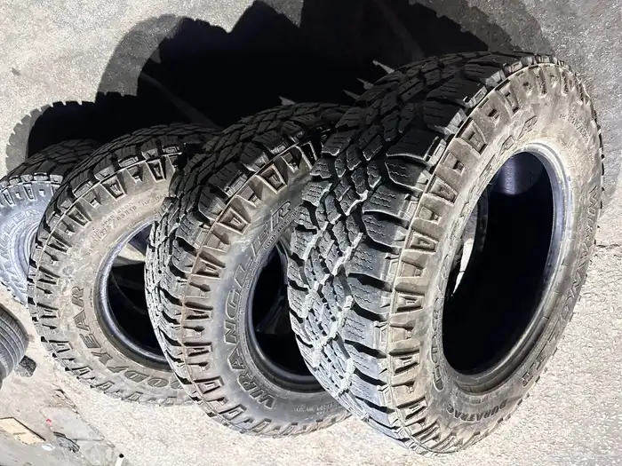 كفرات جودير امريكي 275.65.18 تاريخ 22 8