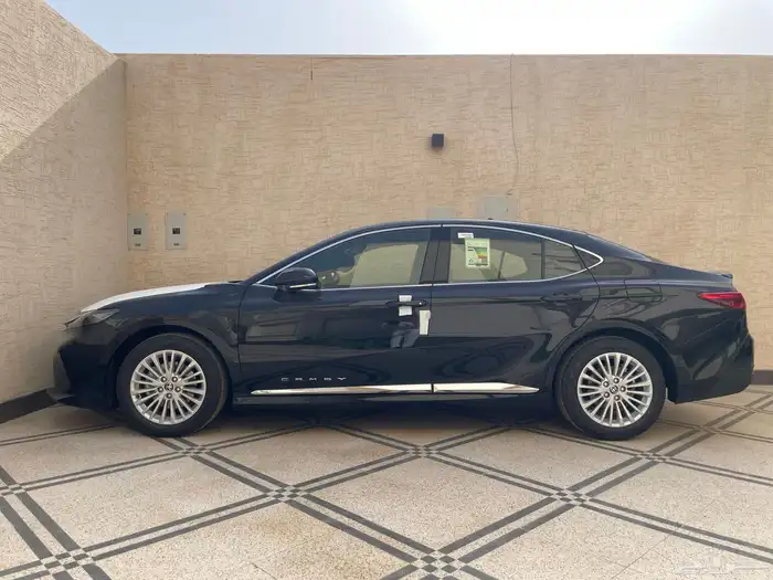 كامري Le 2025 (((جديد))) اسود 3