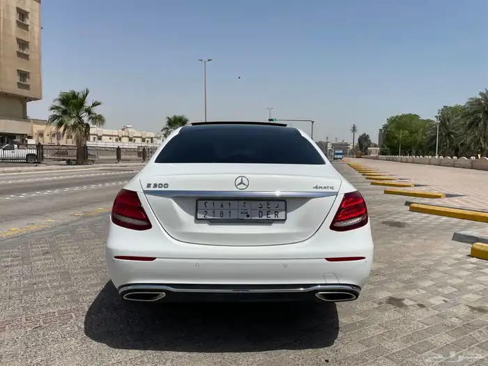 مرسيدس E300 2019 5