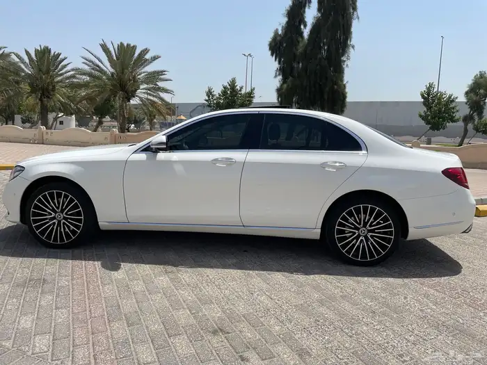 مرسيدس E300 2019 7