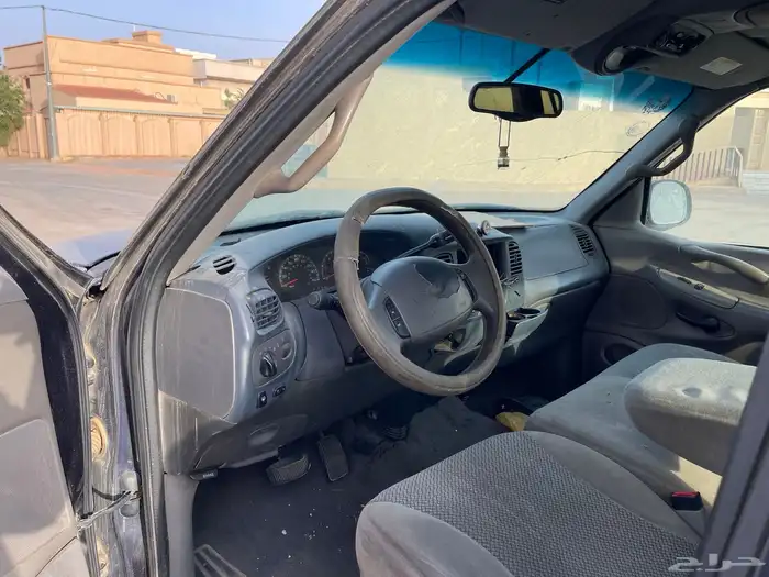 فورد أكسبيدشن موديل 2002 9