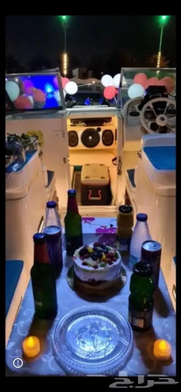 بوت قارب للبيع بدون محركات 8 متر ونص 5