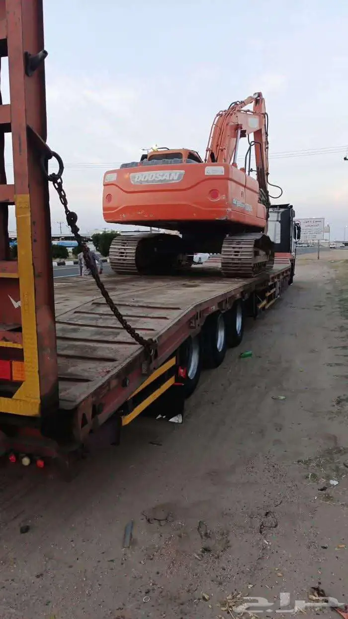 شيول بوكلين لايجار للحفر ودفن وهدم المباني 0