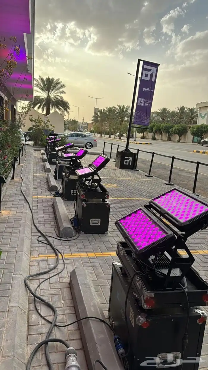 شاشات عملاقه للايجار والبيع بيمات تراس صوتيات بار لد ستيج 6