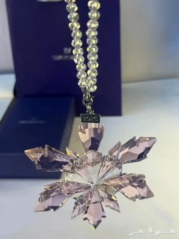 تعليقه سوارفسكي 16