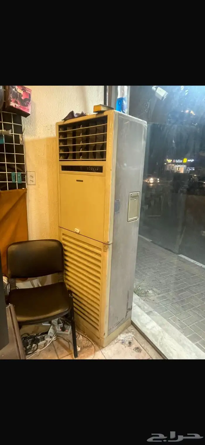 مكتبه للتقبيل بحي جلويه بالدمام 3