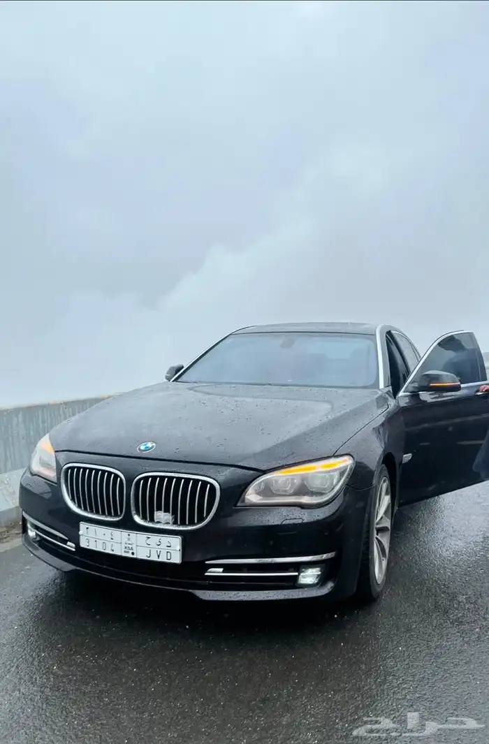 بي ام دبليو 740 13