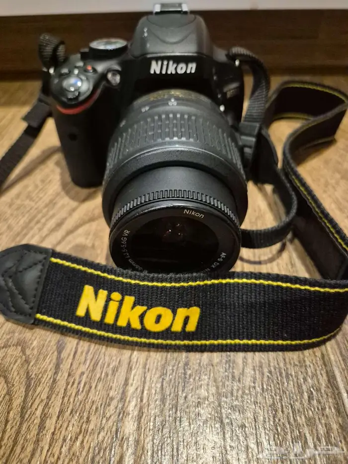 للبيع كاميرا Nikon اخت الجديدة 5
