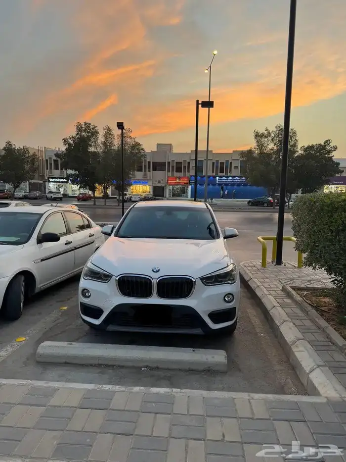 BMW x1 بي ام دبليو اكس 1 0