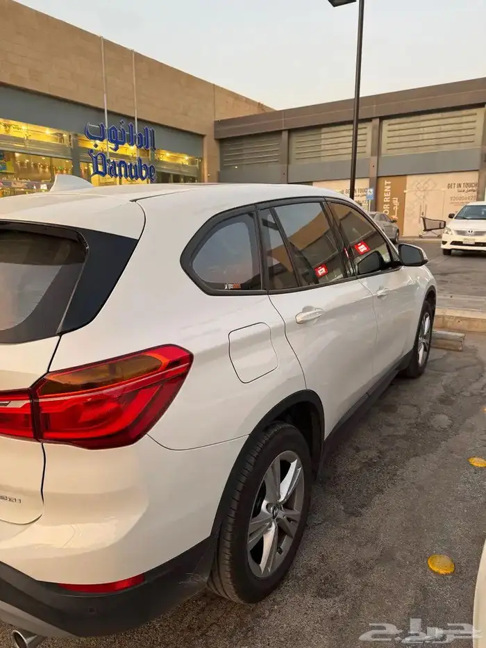 BMW x1 بي ام دبليو اكس 1 3
