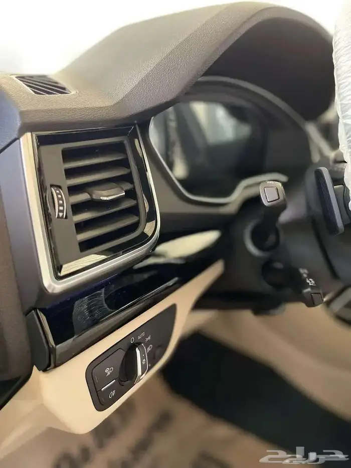 أودي Q5 Sport back S Line فل كامل 2022 18