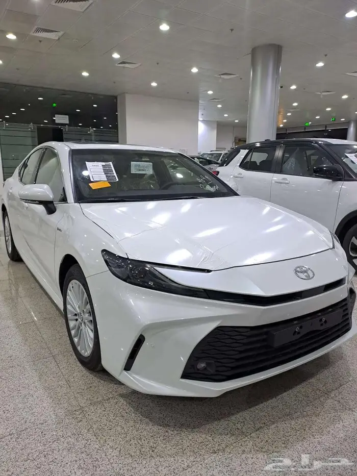 كامري اي بلس هايبرد 2025 6