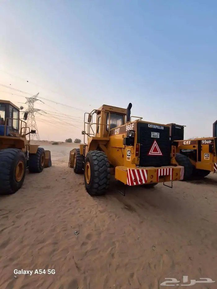 شيول بوكلين لايجار للحفر ودفن وهدم المباني 1