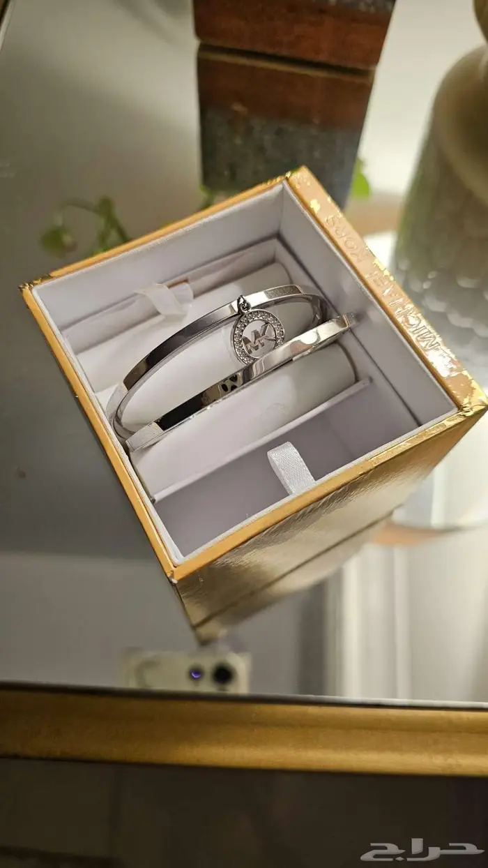 اسوارة ماركه مايكل كورس 2