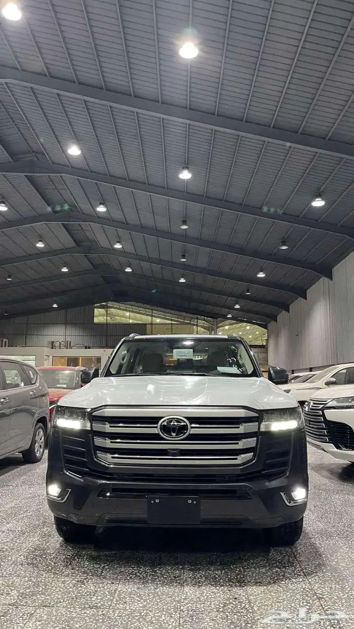 لاند كروزر (GXR4) ديزل 2025 1