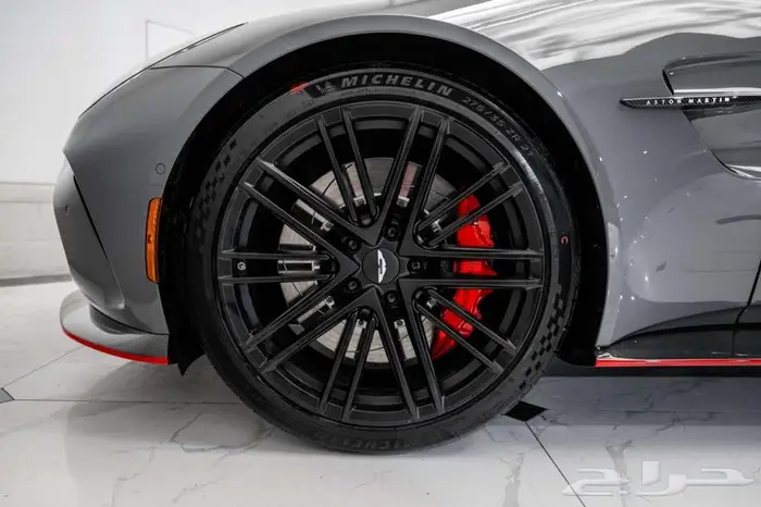 Aston Martin Vantage - 2025 -200KM 6