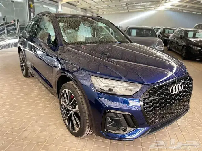 أودي Q5 Sport back S Line فل كامل 2022 0