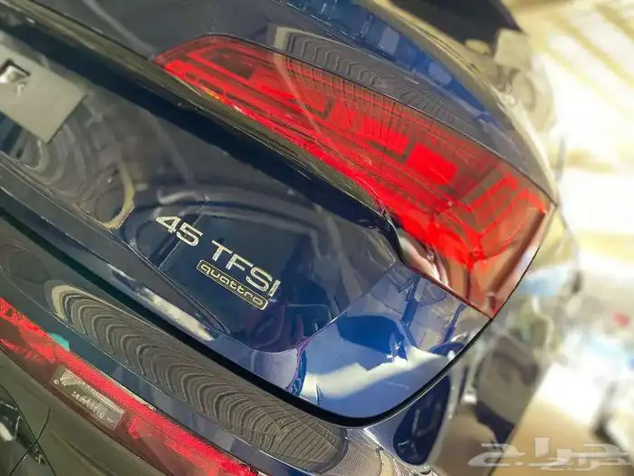 أودي Q5 Sport back S Line فل كامل 2022 4