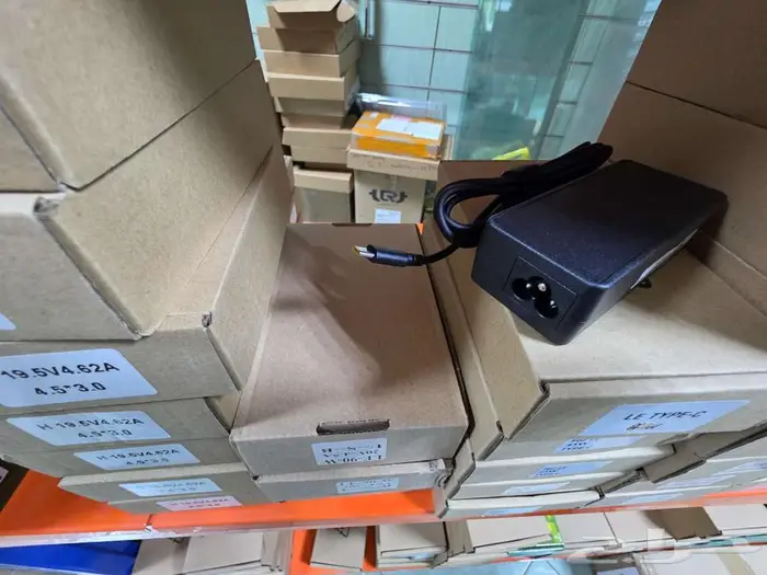 قطع غيار جميع انواع لابتوب 4