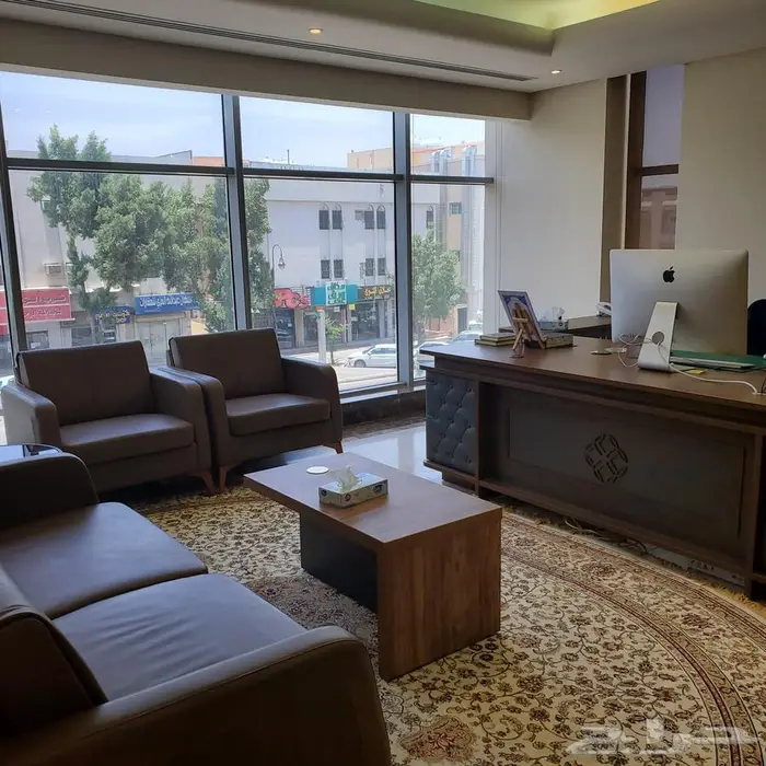 للتقبيل مكتب فخم بإطلالة زجاجية في حي السليمانية الرياض 1