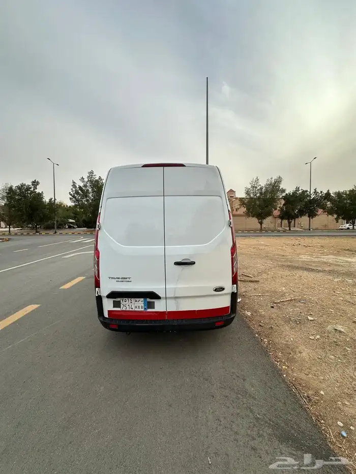 باص فورد ديزل للبيع  فورد 9