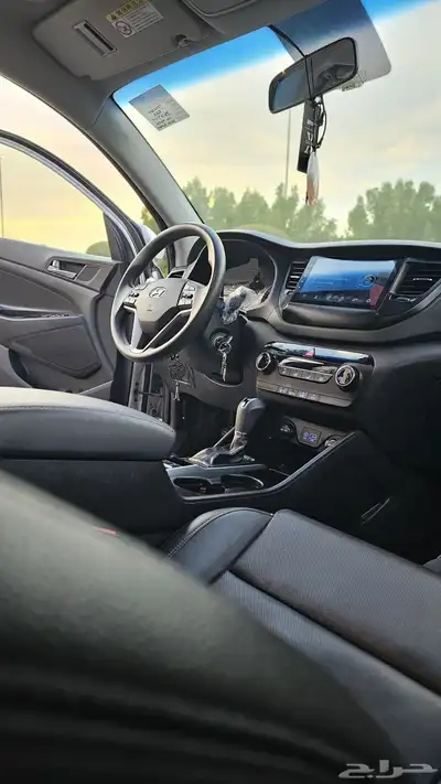 هونداي توسان 2.0 L ديزل مالك اول 22