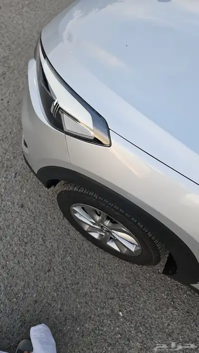 هونداي توسان 2.0 L ديزل مالك اول 3