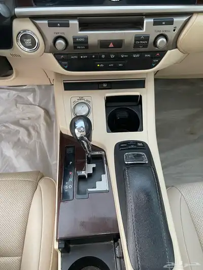 لكزس ES 350. 2013 10